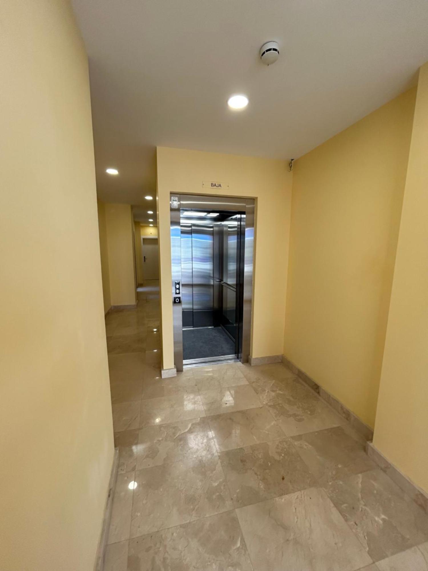 Apartamentos Turisticos Aeropuerto Barajas Madrid Extérieur photo